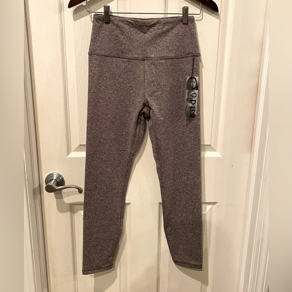 NWT Zobha capri legging Heathered purple size med